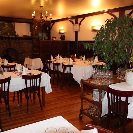 Logis Hotel Restaurant Des Voyageurs Pont-de-Salars Oda fotoğraf