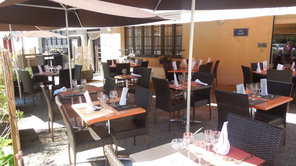 Logis Hotel Restaurant Des Voyageurs Pont-de-Salars Dış mekan fotoğraf